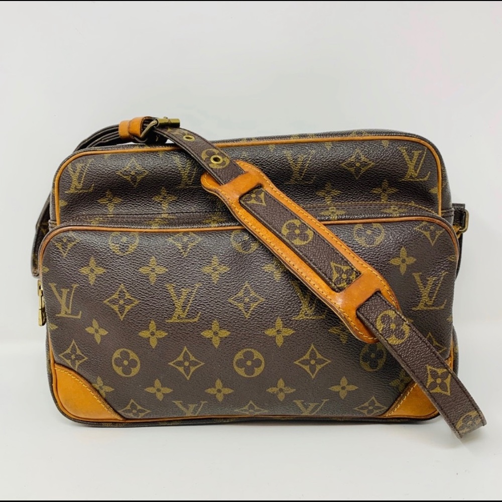 Authentic Louis Vuitton Crossbody Bag
